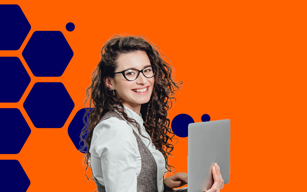 Une expert-comptable spécialisée dans la comptabilité pour SARL/EURL/SAS/SASU